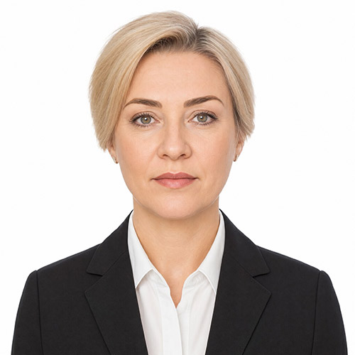 Мастер компании, начальник клинигового отдела