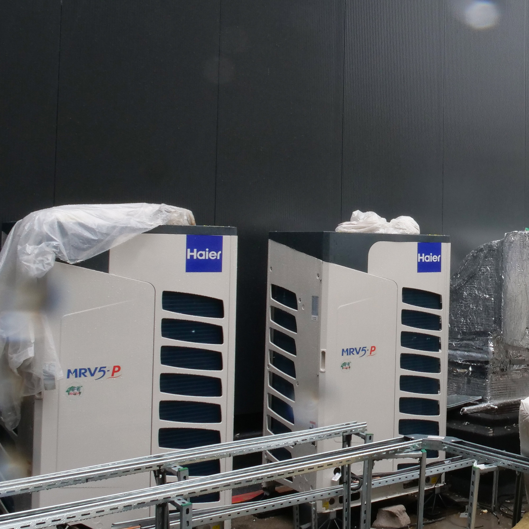 Установка системы кондиционирования VRF на объекте застройщика (компания ПИК)